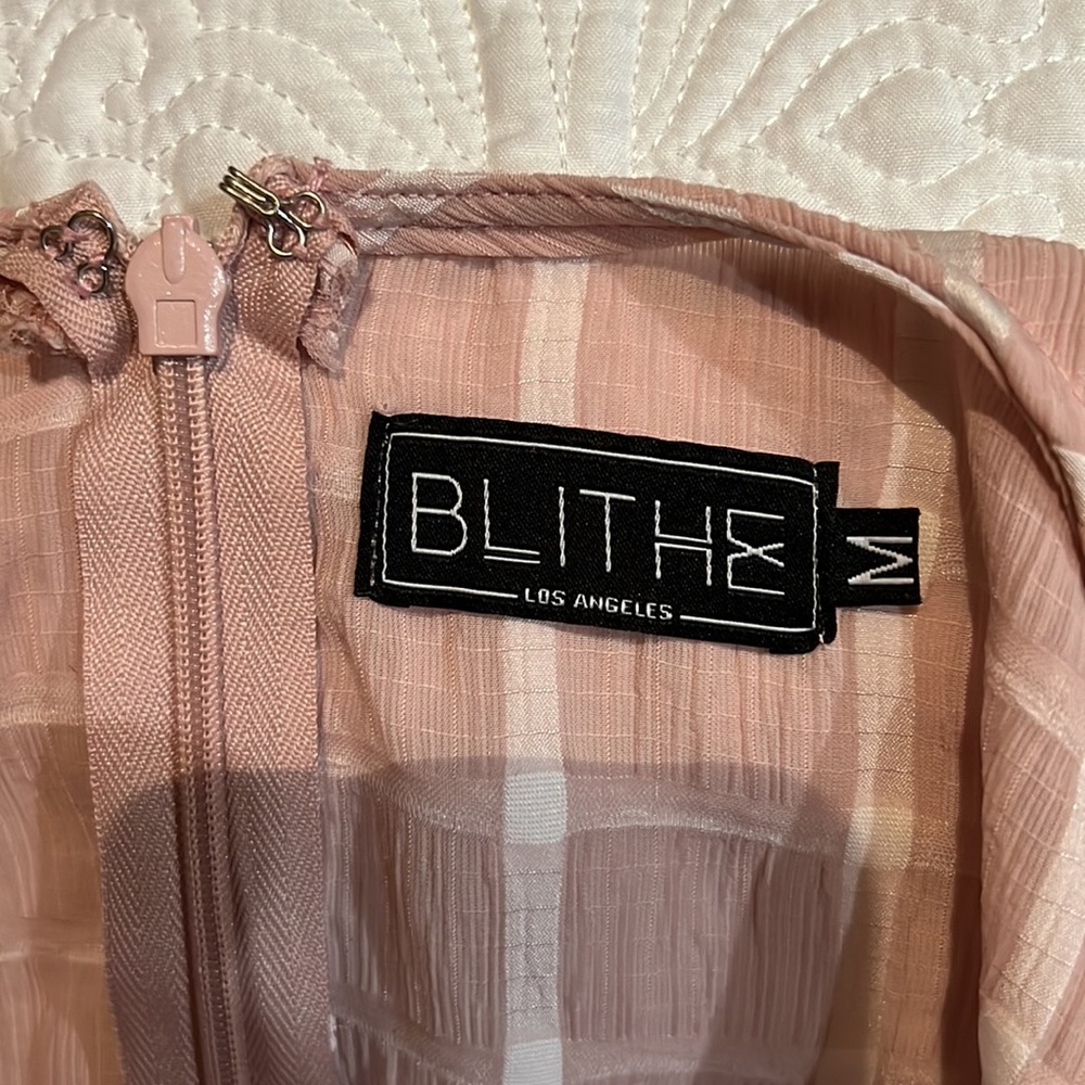 Blithe long sleeve‎ romper, size medium - Picture 12 of 16